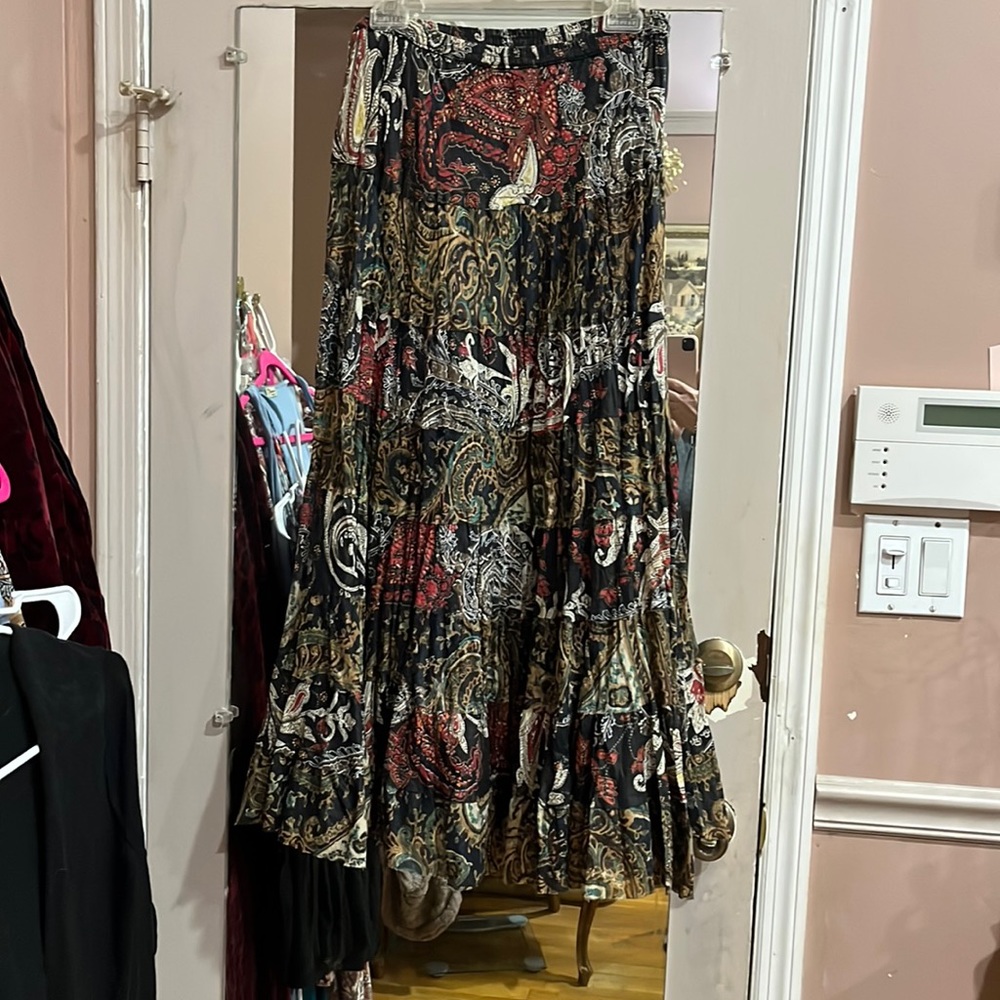 Solitaire medium lined skirt
